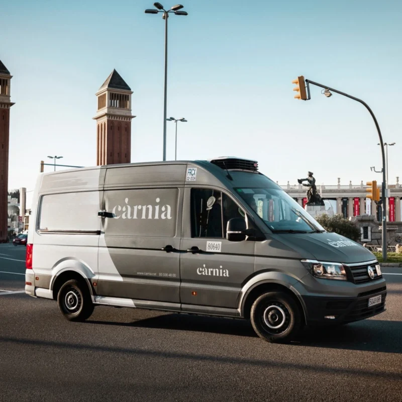 furgoneta de carnia en Plaza Espanya